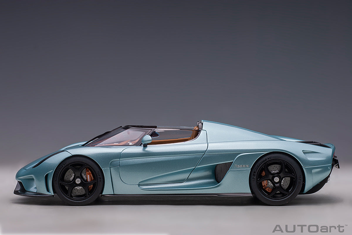 Koenigsegg Regera, horizon blue