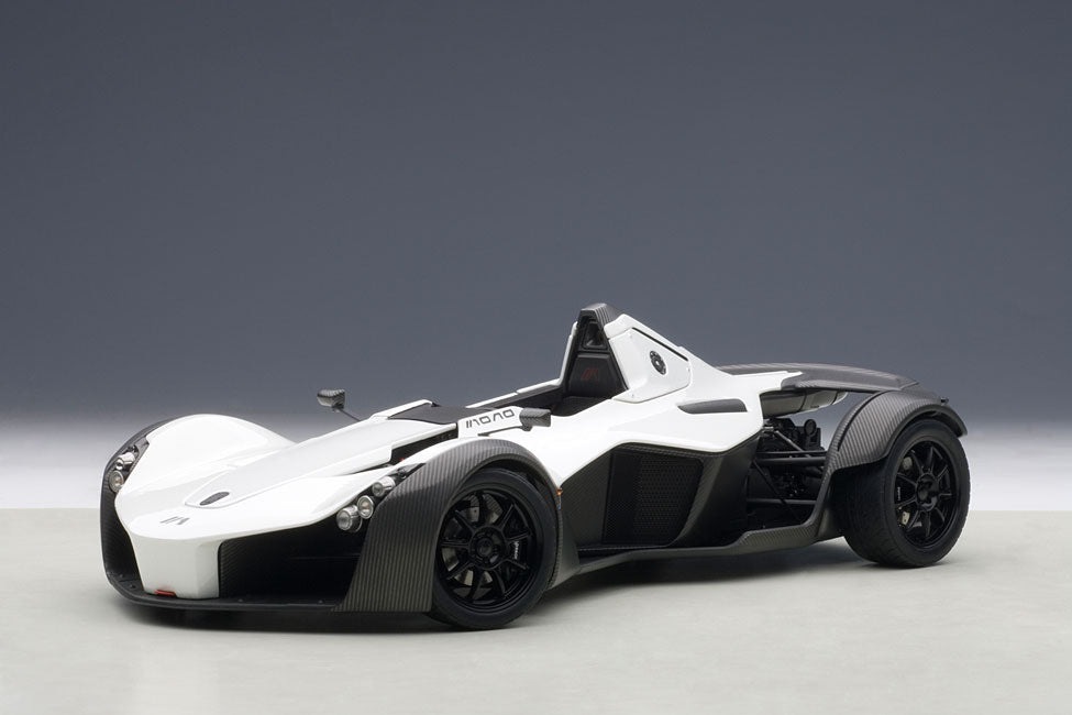 BAC Mono (Metallic White) 2011