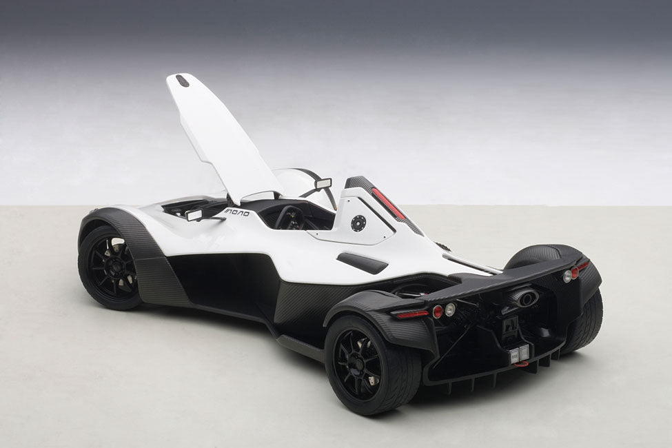 BAC Mono (Metallic White) 2011