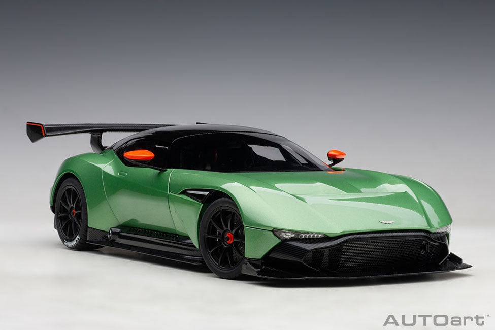 Aston Martin Vulcan, apple tree green