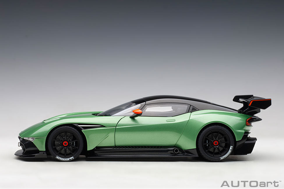 Aston Martin Vulcan, apple tree green