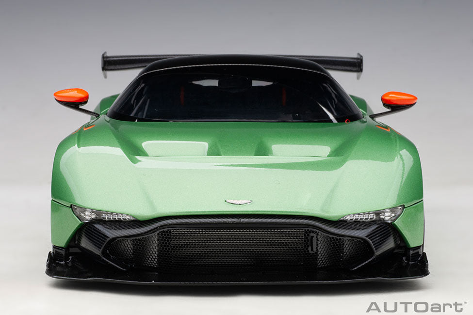 Aston Martin Vulcan, apple tree green