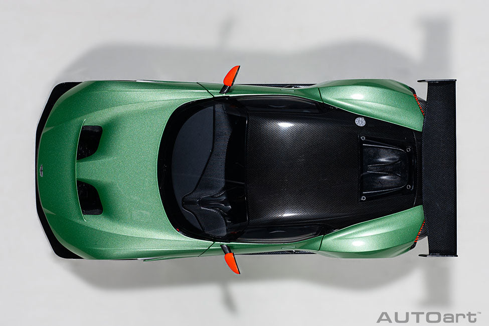 Aston Martin Vulcan, apple tree green