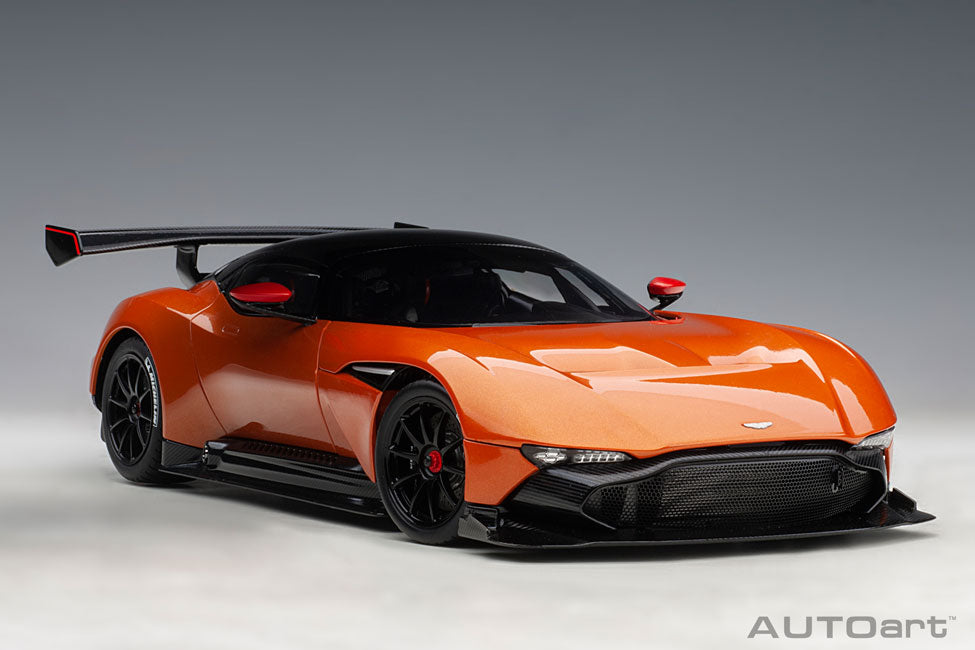 Aston Martin Vulcan 2015, orange