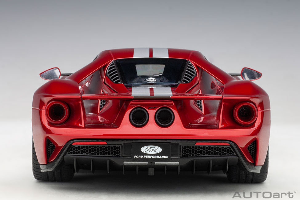 Ford GT 2017, liquid red / silver stripes