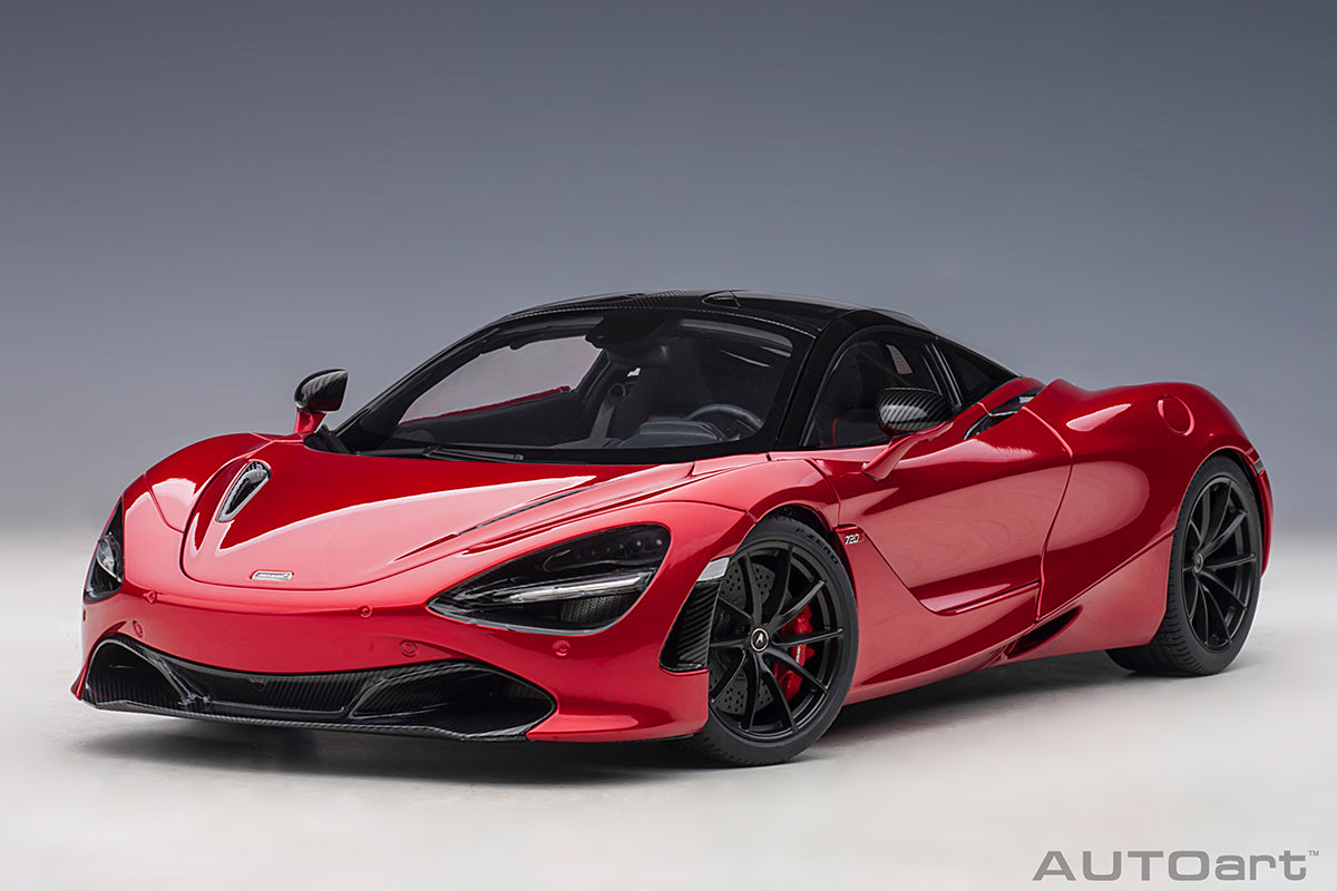 McLaren 720S, memphis red