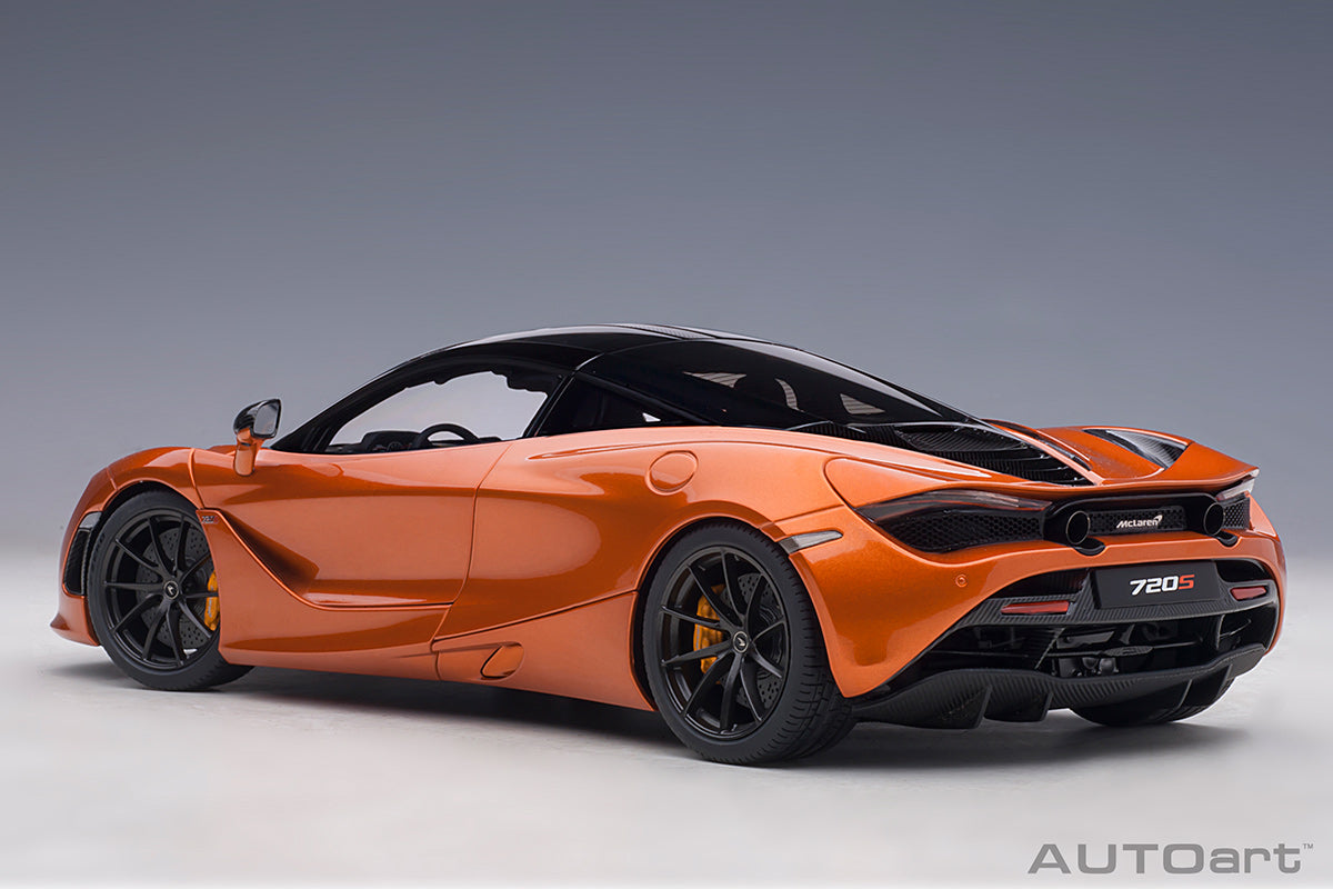 McLaren 720S, azores/metallic orange