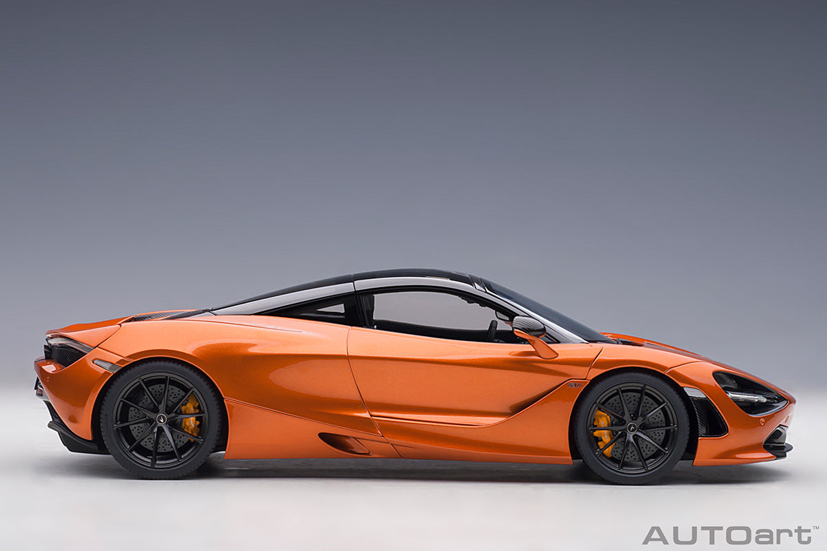 McLaren 720S, azores/metallic orange