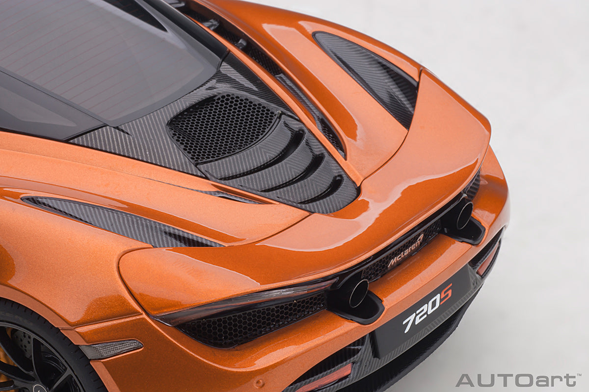 McLaren 720S, azores/metallic orange