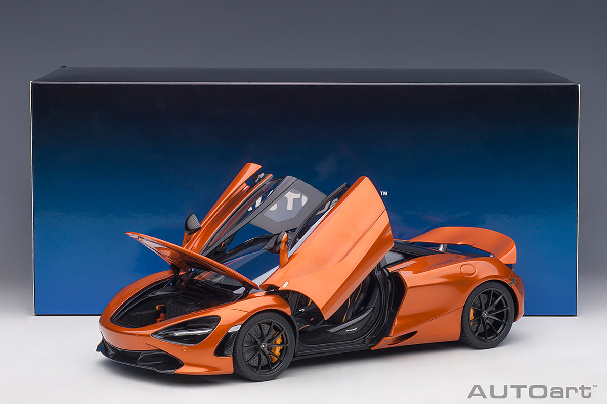 McLaren 720S, azores/metallic orange