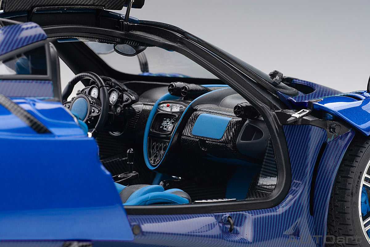 Pagani Huayra BC 2016 blue/carbon