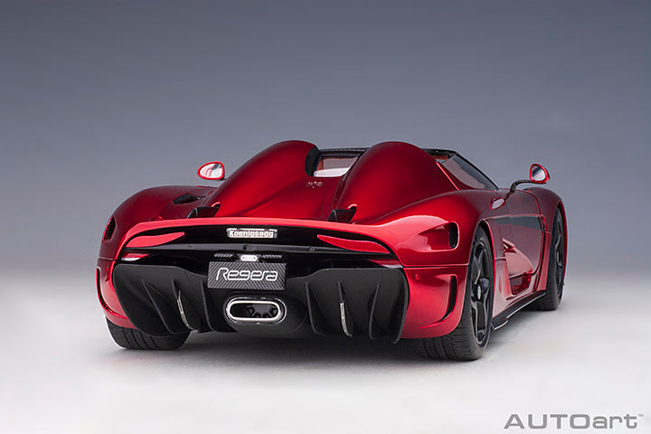 Koenigsegg Regera, candy red