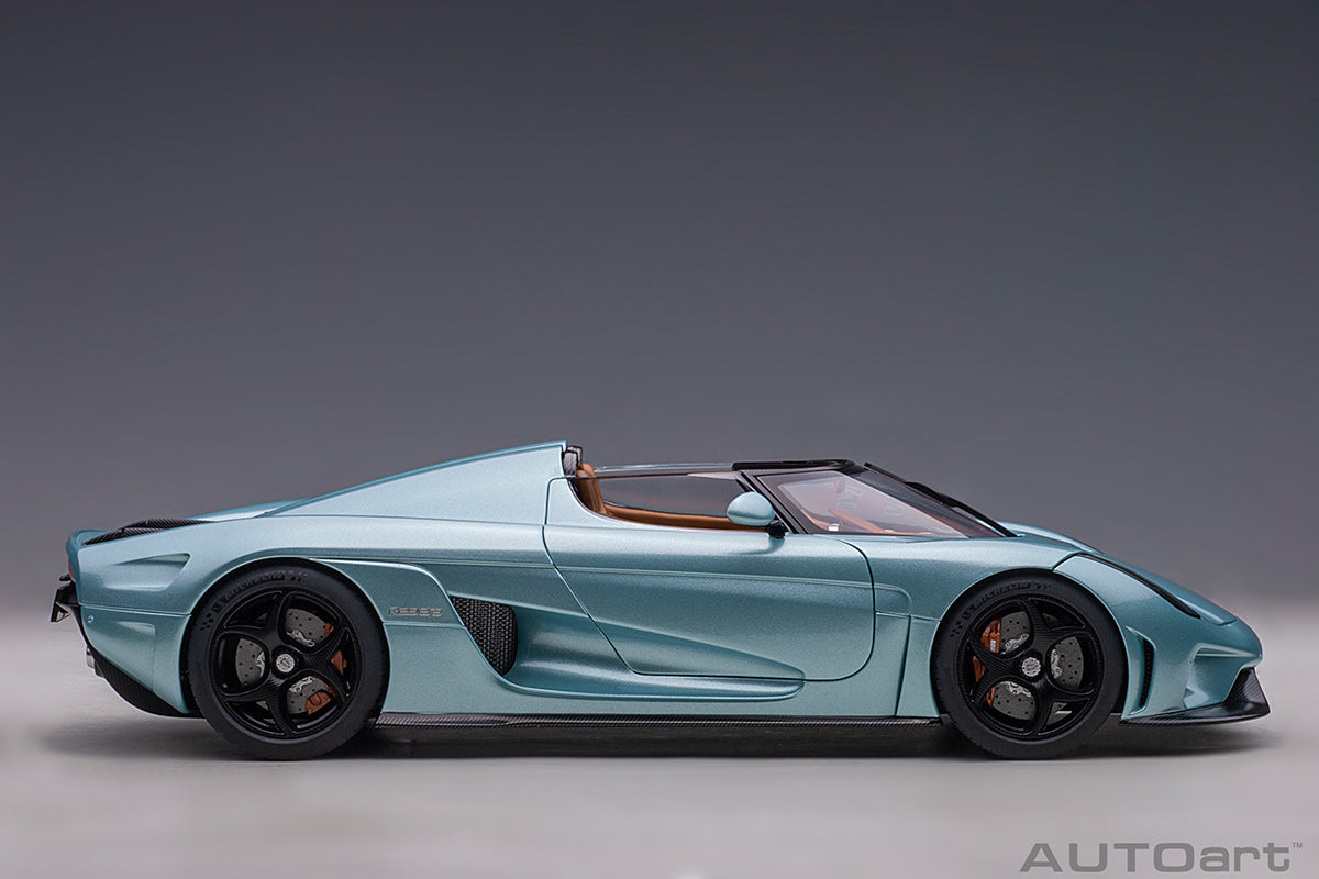 Koenigsegg Regera, horizon blue