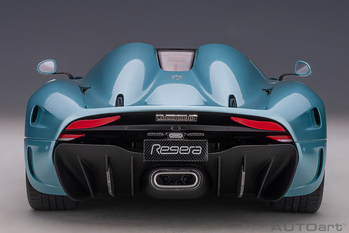 Koenigsegg Regera, horizon blue