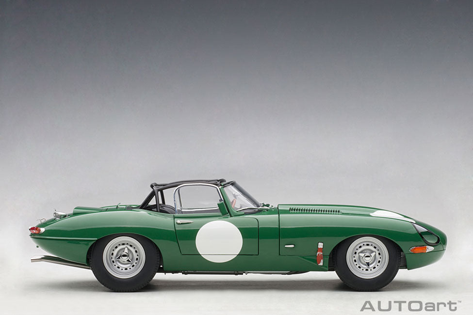 Jaguar Lightweight E-Type, racing green