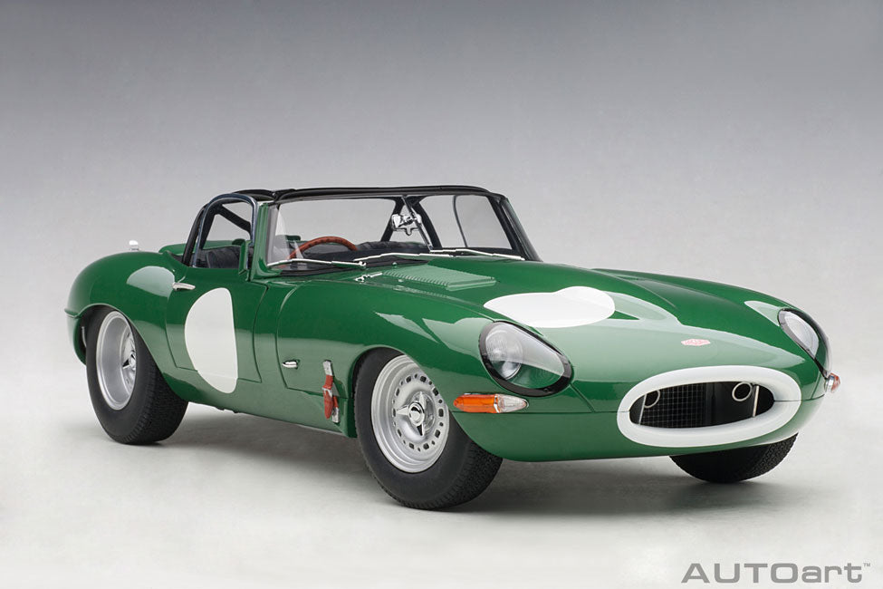 Jaguar Lightweight E-Type, racing green