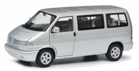 VW T4b Caravelle, silber